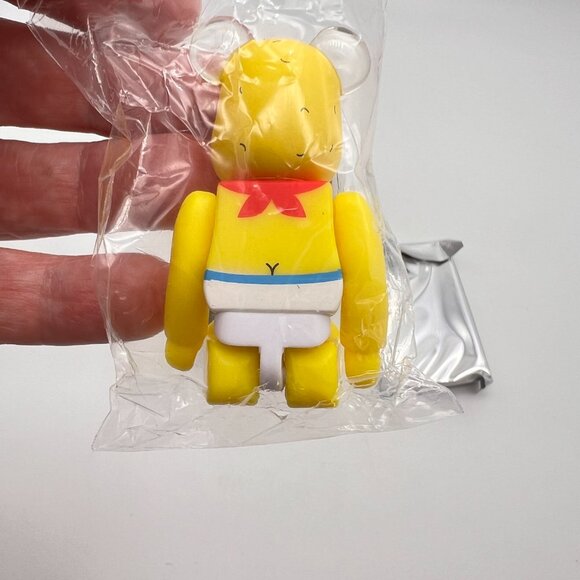 Bearbrick Series 48 Dress Up PEANUT Artist Medicom Be@rbrick 100% Figure - Picture 4 of 8